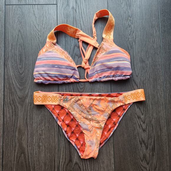 Maaji reversible 2 piece swimsuit, large - Picture 1 of 11